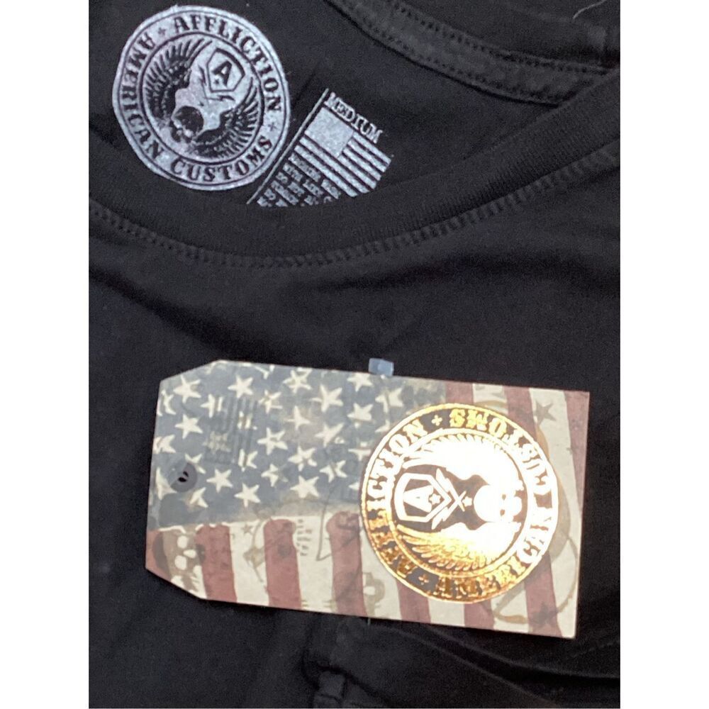 New. Affliction black tee shirt. Medium. Runs small. - Picture 6 of 6